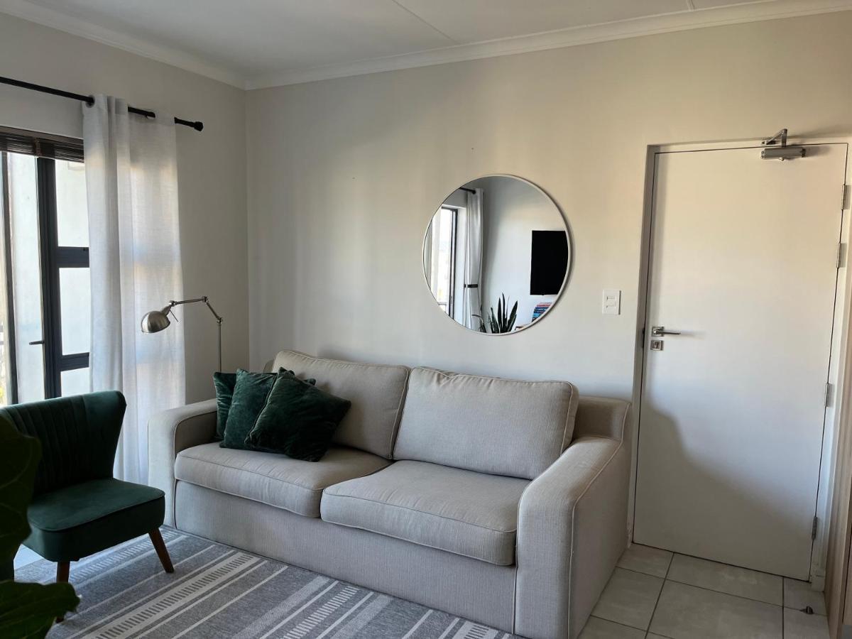 Luxury One Bedroom Apartment Somerset West Esterno foto